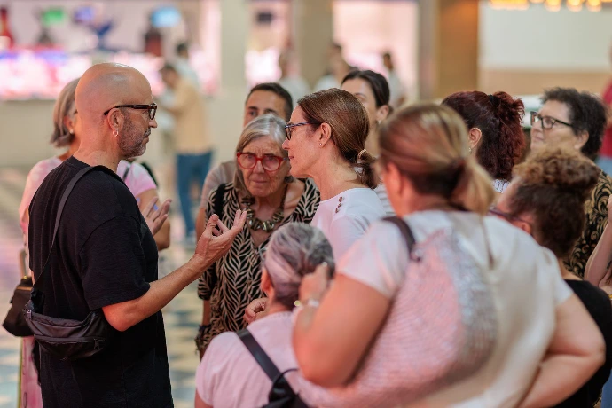 Visita al mercado durante un taller de cocina de Komité